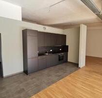 2-Zimmer-Loft auf großzügigen 127m² im Tabakquartier - Bremen Häfen