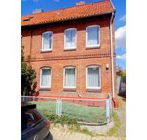 Zweifamilienhaus in ruhiger Lage in Lüneburg, Bahnhofsnähe
