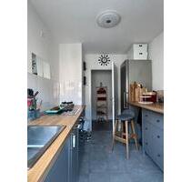 2 Zimmer Wohnung mit Balkon ,Untermiete 29.06.2025 bis 15.09.2025 - Stuttgart Stuttgart-Ost
