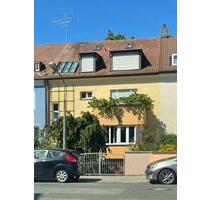 Reihenmittelhaus Nürnberg Nord mit Garten
