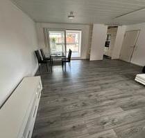 Großzügige 4,5-Zimmer-Wohnung - Wintergarten, Stellplatz, Garage - Gärtringen
