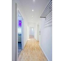 Elegante 2 Zi Whg Luxus Granit-EBK neues Bad 01.06.von Privat - Düsseldorf Stadtbezirk 2