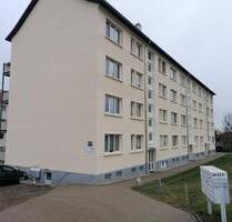 4 Zimmer-Wohnung mit Balkon in Wünschendorf - Berga/Elster