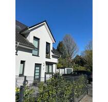 Moderner Neubau mit Garten in Vennhausen - Tannenhof - Düsseldorf Stadtbezirk 8