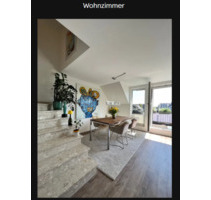Helle, modernisierte Maisonette-Wohnung in Grevenbroich