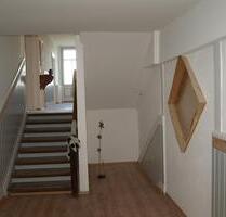 190qm2 große helle Altbauwohnung im Gutshaus - Rosengarten