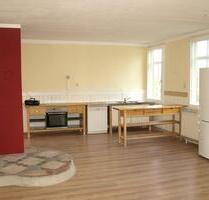 Sonnige 4,5 Zimmer Wohnung - 1.200,00 EUR Kaltmiete, in Rosengarten (PLZ: 74538)