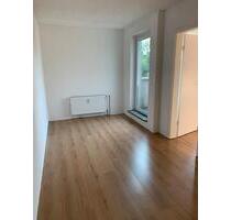 Sanierte 2,5 Zimmer Wohnung mit eigener Terrasse - Duisburg Hamborn