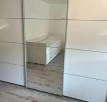 Exklusive, geräumige und modernisierte 1-Zimmer-Wohnung in Münche - München Ramersdorf-Perlach