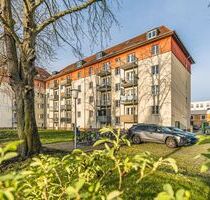Plagwitz: 2 Zimmer, Einbauküche, Tageslichtbad mit Wanne - Leipzig Altwest