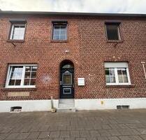 Ziegelhaus 1932 in Elsdorf-Esch – 148 m², 212 m² Grund
