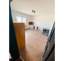 Ab sofort! 1 Zimmer Apartment Wohnung mit Bad, Innenstadtlage - Ulm Söflingen