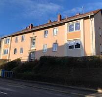 Helle, teilsanierte 4-Zimmer-Wohnung in Jena