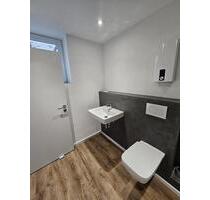 neu renovierte Erdgeschoßwohnung zu vermieten mit Mikrozement Bad - Jülich