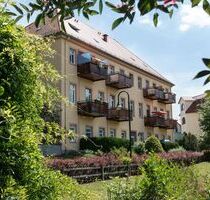 Gepflegte und altersgerechte 2-Raum-Wohnung mit Balkon - Oschatz