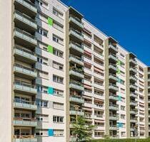 Erstbezug nach Sanierung: 2-Raum-Wohnung mit Balkon in Elbnähe - Dresden Altstadt
