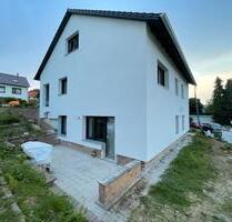 Moderne 2 Zimmer Wohnung in Baunatal Komfortabel & Naturnah! - Schauenburg