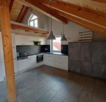 Helle 4-Zimmer-Wohnung mit Balkon und EBK in Unterneukirchen