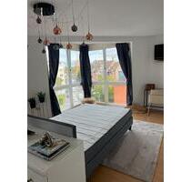 voll ausgestaltetes stilvolles Apartment mit großer Fensterfront - Köln Nippes