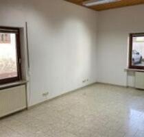 Schönes, helles und geräumiges Büro - Frankfurt am Main Schwanheim