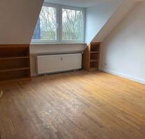 63 m² Dachgeschosswohnung mit 3 Zimmern u. kleiner Küche - Dortmund Gartenstadt