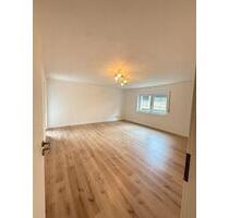 3- Zimmerwohnung in Top Lage - 900,00 EUR Kaltmiete, in Sinsheim (PLZ: 74889)