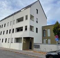 Helle, gepflegte 1-Zimmer-Wohnung - Augsburg Lechhausen