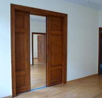 Zentrum, gute Lage: Schöne 3,5 ZKB Jugendstil-Whg., großer Balkon - Hameln