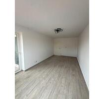 Moderne kernsanierte 2-zimmer Whg mit FBH und sehr guter Lage - Langen (Hessen)