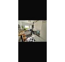 2 Zimmer Wohnung mit Balkon und Einbauküche - Frankfurt am Main Niederrad