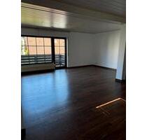 Top 3-Zi.-Whg mit Büro, Balkon & Klima in Oberrodenbach