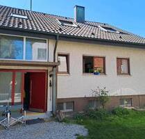 4 Zimmer Wohnung - 1.050,00 EUR Kaltmiete, ca.  110,00 m² in Göggingen (PLZ: 73571)