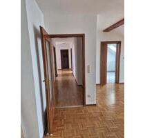 Wohnung Petersaurach - 960,00 EUR Kaltmiete, ca.  100,00 m² in Petersaurach (PLZ: 91580)