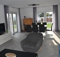 DHH in Godelheim zu vermieten - 1.300,00 EUR Kaltmiete, ca.  135,00 m² in Höxter (PLZ: 37671)