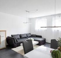 Schöne möblierte 2-Zimmerwohnung zu vermieten (Whg. 1a) - Frankfurt am Main Nied