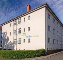 Leipzig-Wahren: schicke 2 Zimmer Wohnung, Tageslichtbad, Laminat und verglaster Balkon