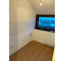 Kernsaniert | Erstbezug | Charmante 3-Zimmer-Wohnung mit Balkon - Löhne