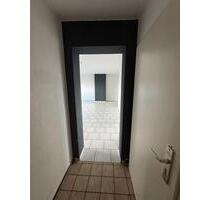 Schöne 5 Zimmer Wohnung mit Balkon in Essen Borbeck
