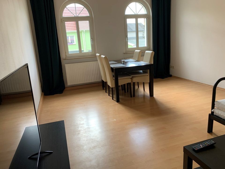 moderne 2-Raum Wohnung - 490,00 EUR Kaltmiete, ca.  67,00 m² in Rötha (PLZ: 04571)