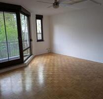 2-Zimmer-Wohnung mit EBK und TG-Stellplatz in Top Lage in S-West - Stuttgart Stuttgart-West