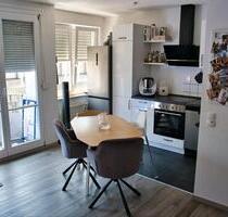 2 Zimmer Eigentumswohnung renoviert Garage Zentral Keller Balkon - Tamm