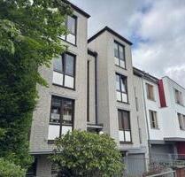 Schöne 3-Zimmer-Wohnung mit großer Terrasse, Einbauküche und Garage in ruhiger Lage von Bremen
