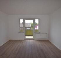 Platz für die ganze Familie - renovierte Dreizimmerwohnung mit Balkon - Stadthagen