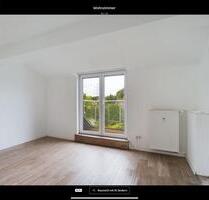 Dachgeschosswohnung mit Balkon zu vermieten - Essen Stadtbezirk V