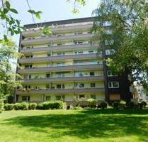 ***Renoviert und bezugsfertig... großzügige 2 Zimmer-Wohnung mit Balkon*** - Krefeld Gellep-Stratum