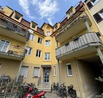 Studenten WG Angebot! Große und gemütliche 120m² - 4 Zimmerwohnung mit Balkon zu vermieten. - Augsburg Oberhausen