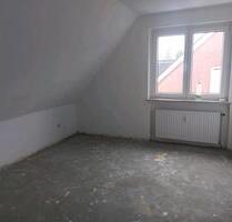 Wohnung zum 01.02. - 970,00 EUR Kaltmiete, ca.  100,00 m² in Stockelsdorf (PLZ: 23617)
