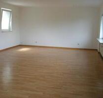 Wohnung 98 m2 mit 45 m2 Terrasse Panoramablick neu renoviert - Neu Kaliß