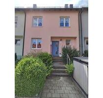 Geräumiges Reihenmittelhaus - 169.000,00 EUR Kaufpreis, in Waldsassen (PLZ: 95652)