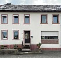 Charmantes Eifeler Langhaus in Großlittgen